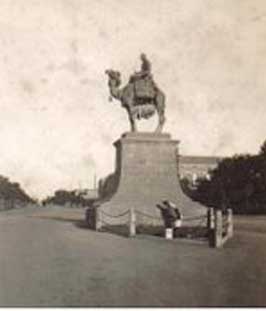 gordon2_statue1926_kartoum